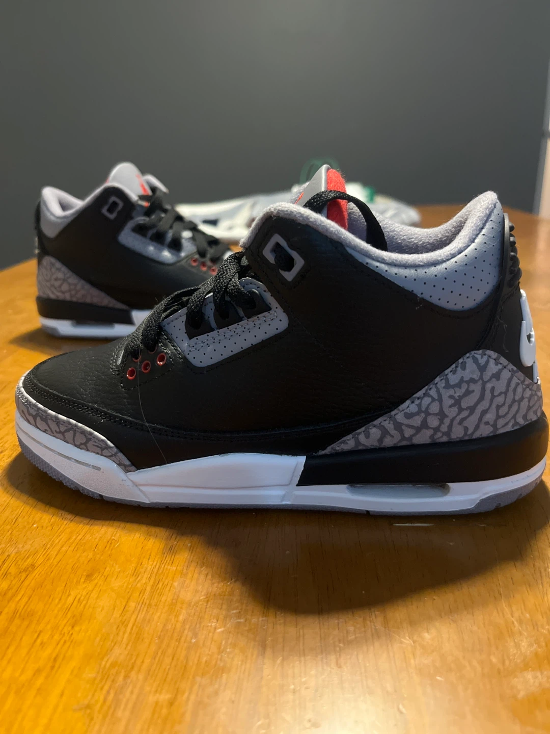 Nike Air Jordan 3 Retro Black Cement Size 4Y - photo 3