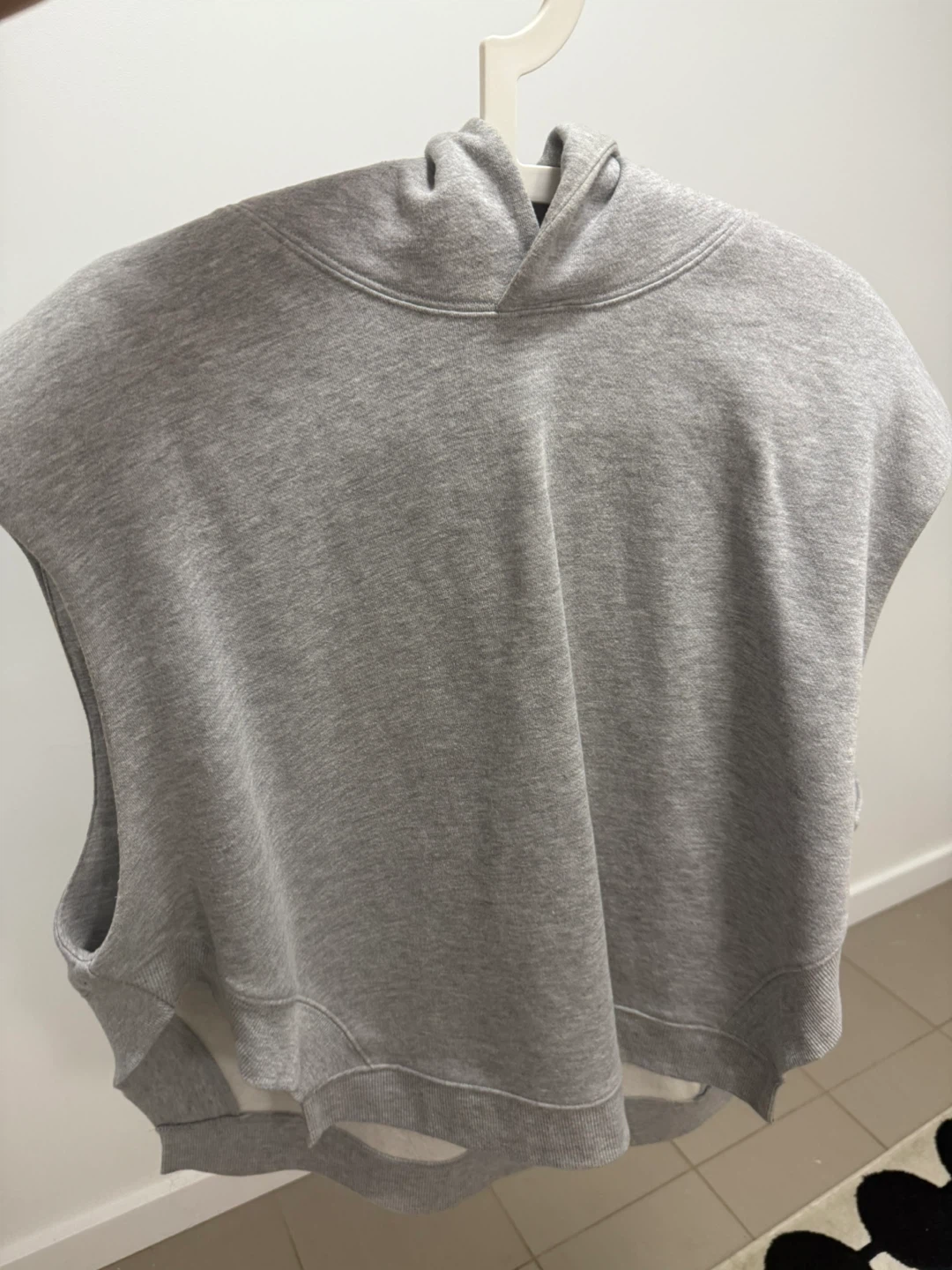 Alo Yoga Grey Hoodie - Size large