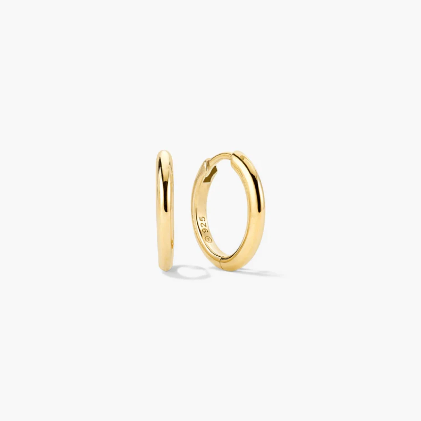 Mejuri gold vermeil medium hoops earrings