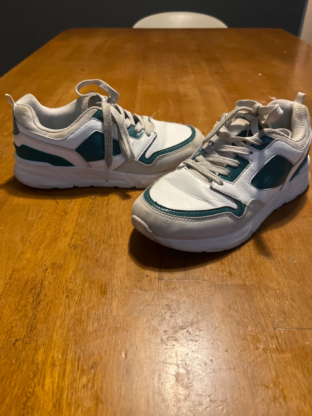 White & Green Sneakers - Size 4 - photo 2