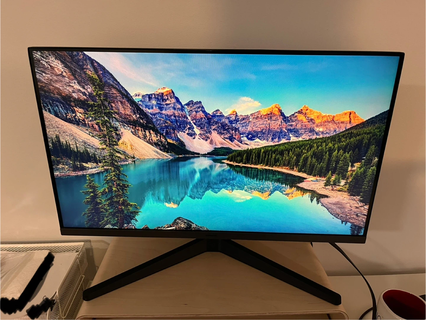 Samsung 27" FHD 100Hz 4ms GTG IPS LCD FreeSync Monitor