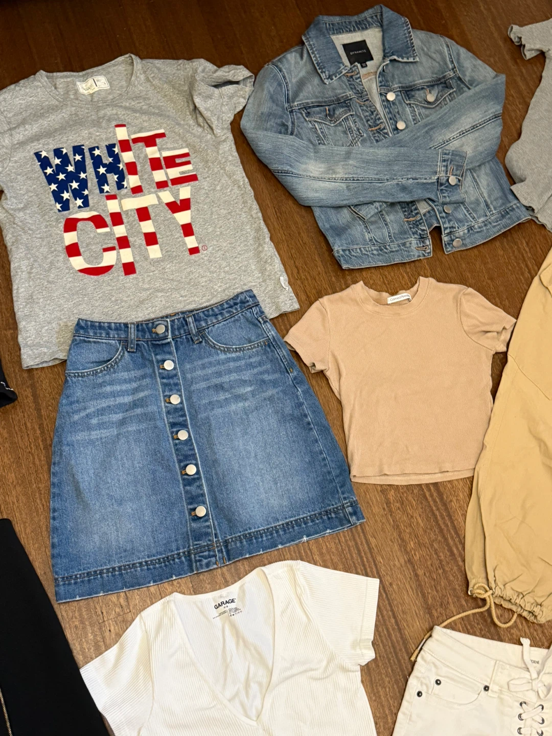 Mixed Clothing Lot - Hollister, Garage, Dynamite - photo 2