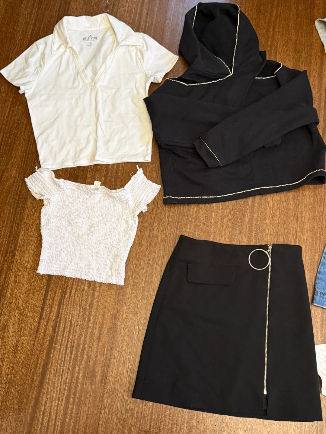 Mixed Clothing Lot - Hollister, Garage, Dynamite - photo 4