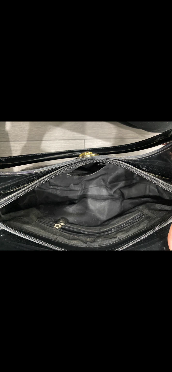 Versace Black Patent Leather Handbag - photo 4