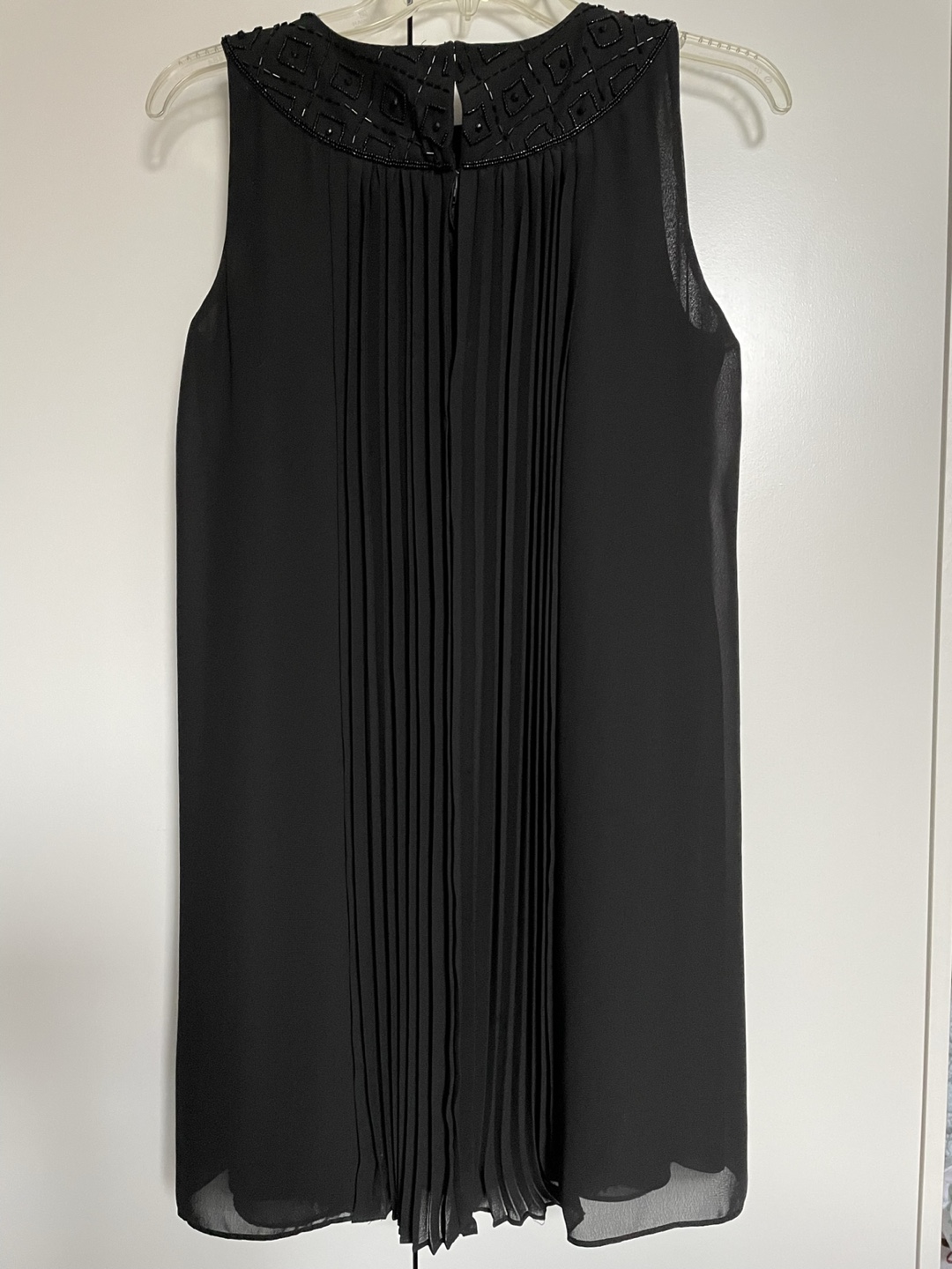 Black Pleated Sleeveless Dress