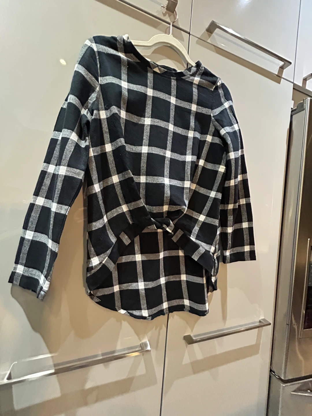 Black & White Plaid Long Sleeve Shirt