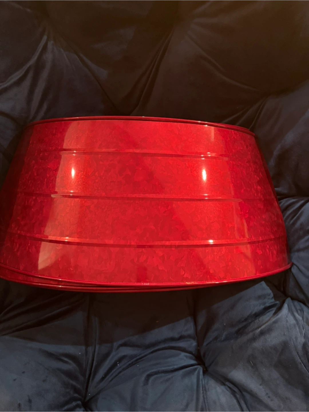 Red Metal Christmas Tree Collar