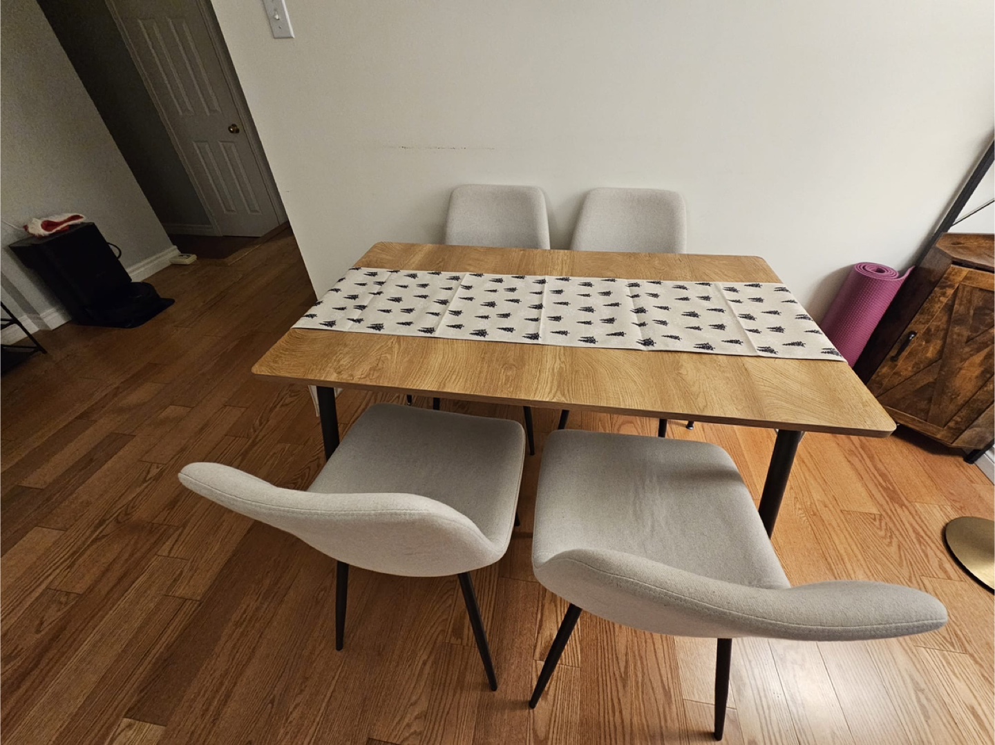 47” Dining Table - photo 3