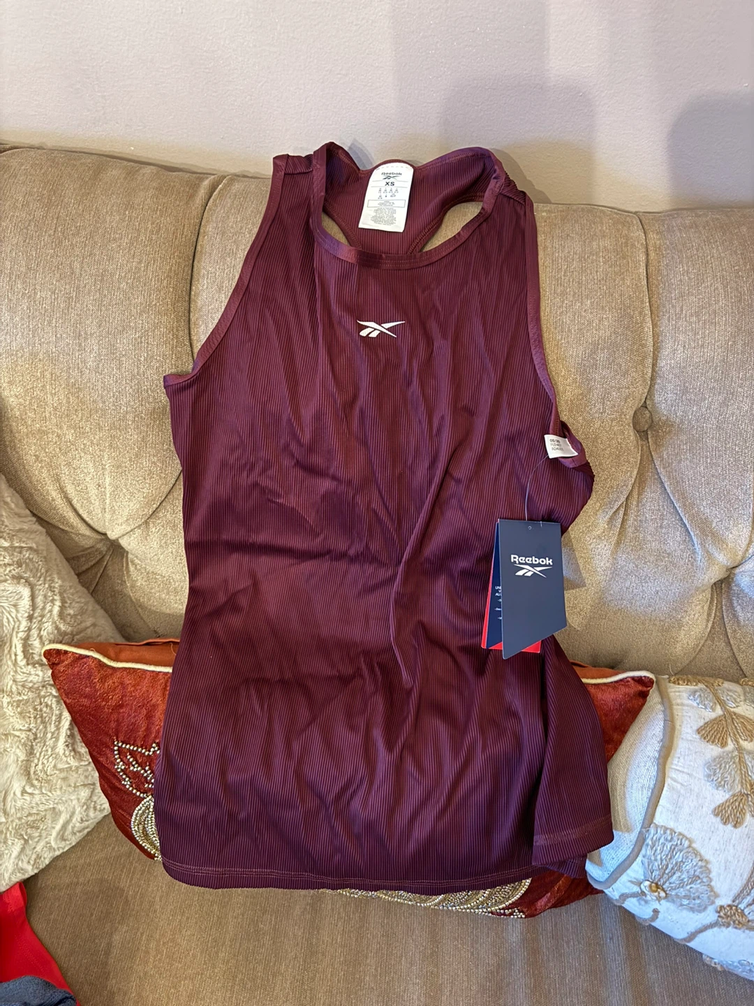 Reebok Tank Top - Size XS - Burgundy