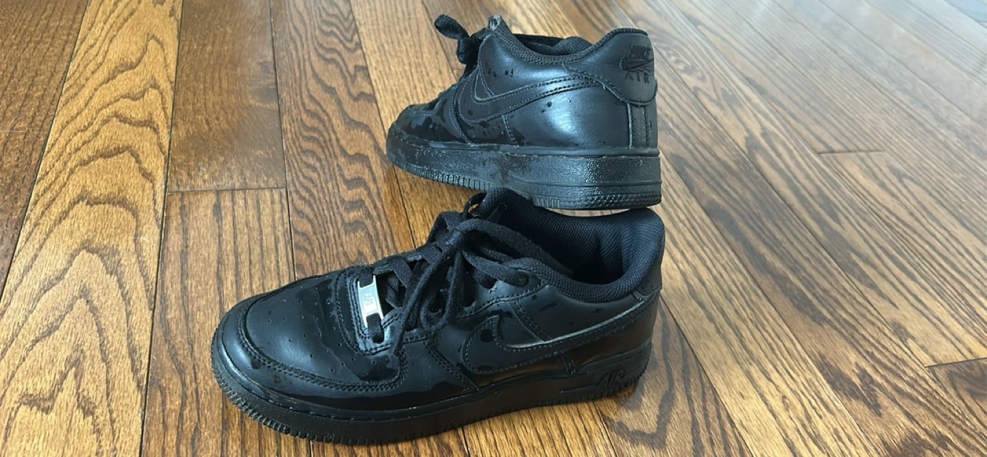Nike Air Force 1 Youth Size 5 Black
