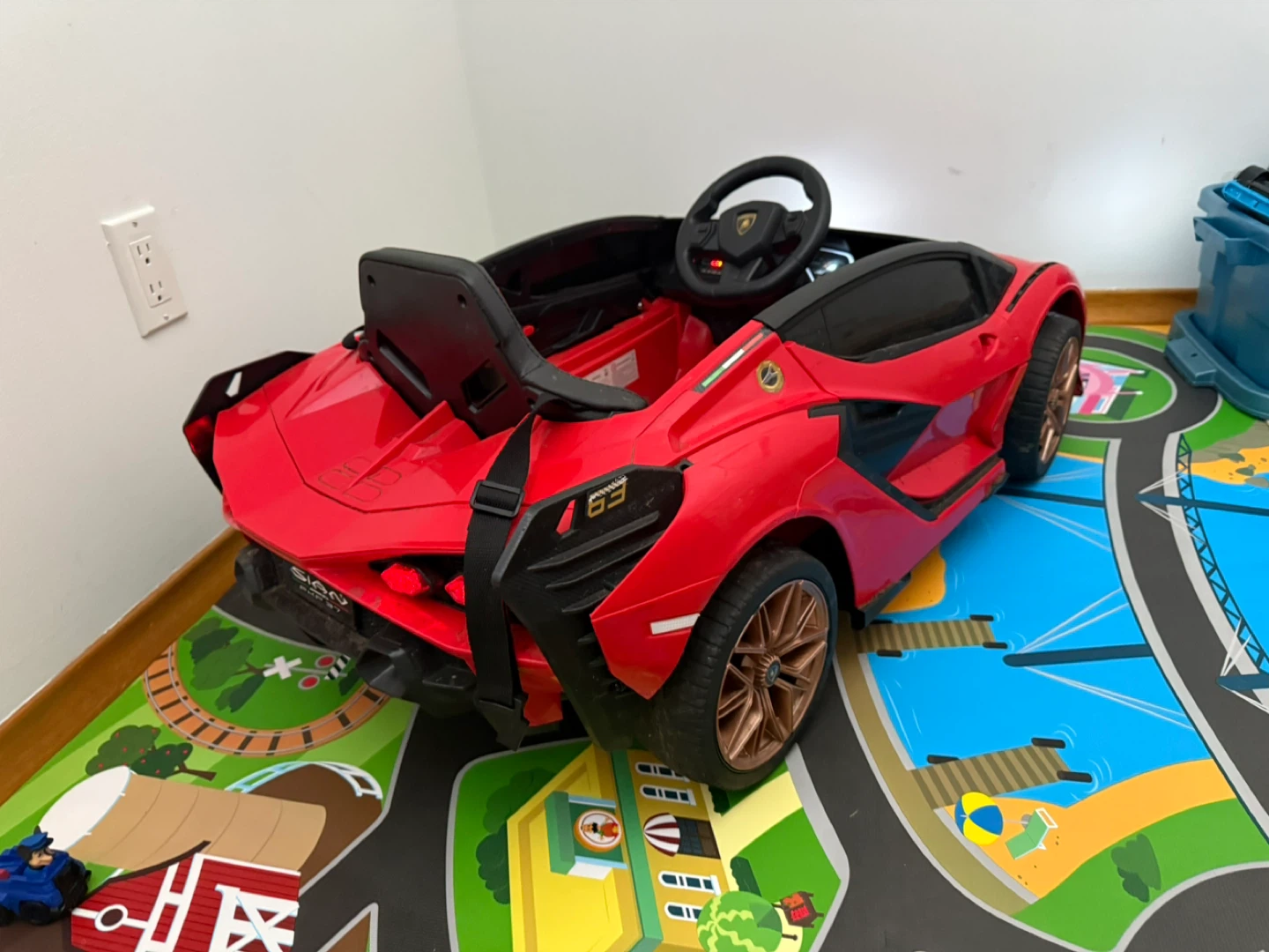 Ride on Lamborghini (with parent remote) - photo 3