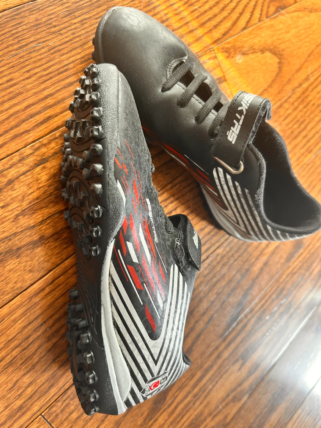 Sikta's Black Turf Shoes