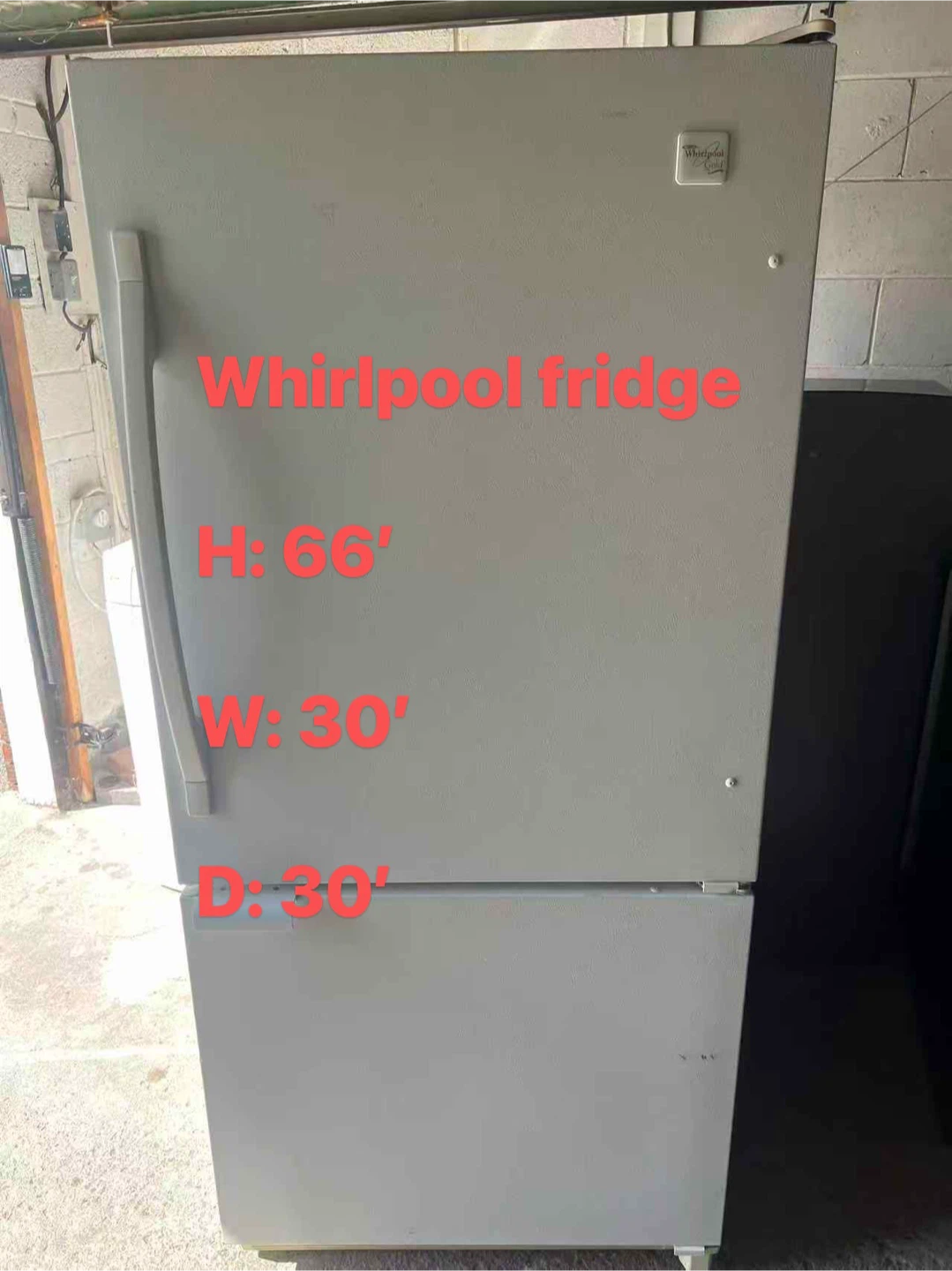 Good condition Whirlpiol fridge $160