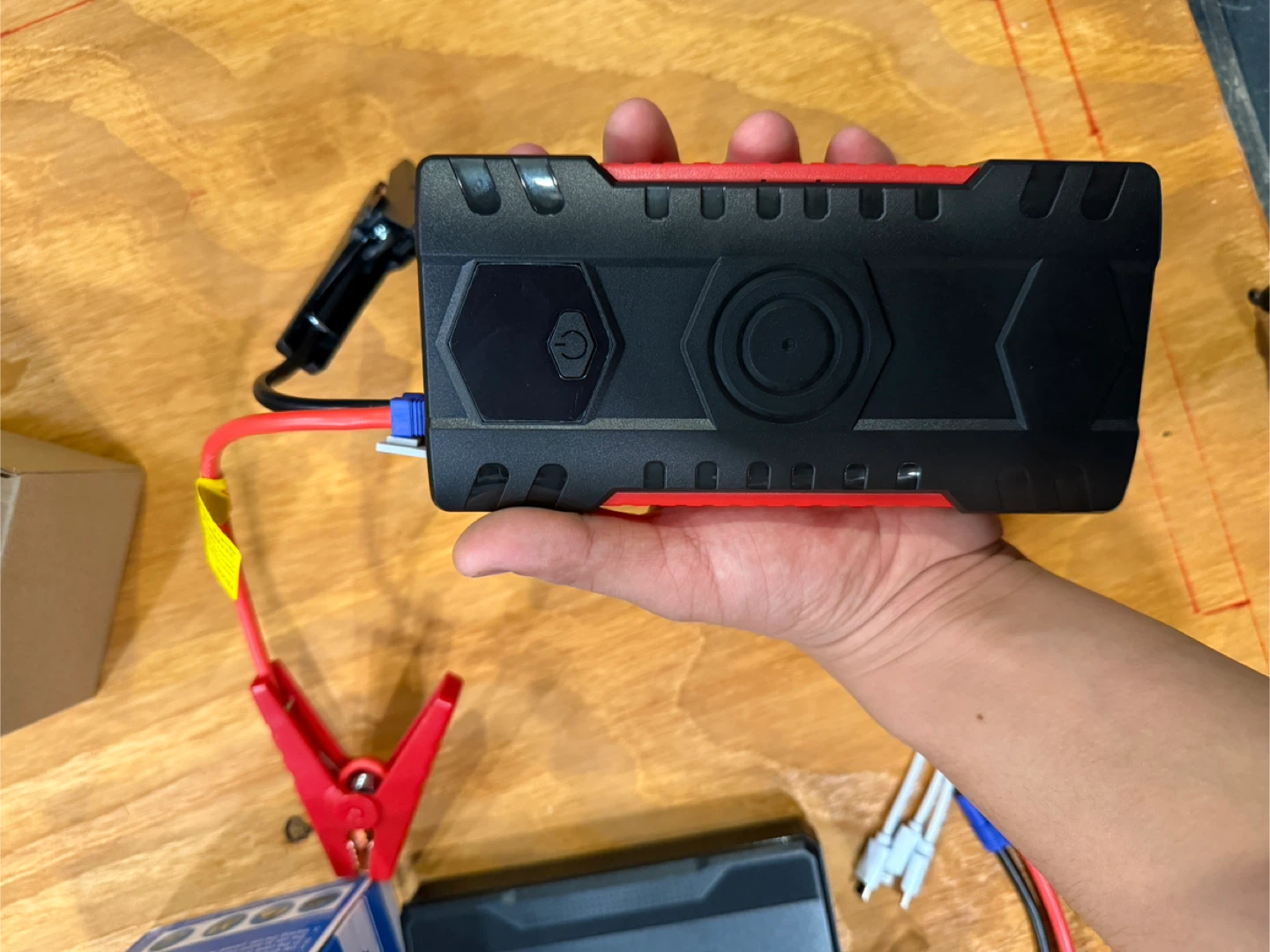 Multi-Function Jump Starter - Portable 12V - photo 3