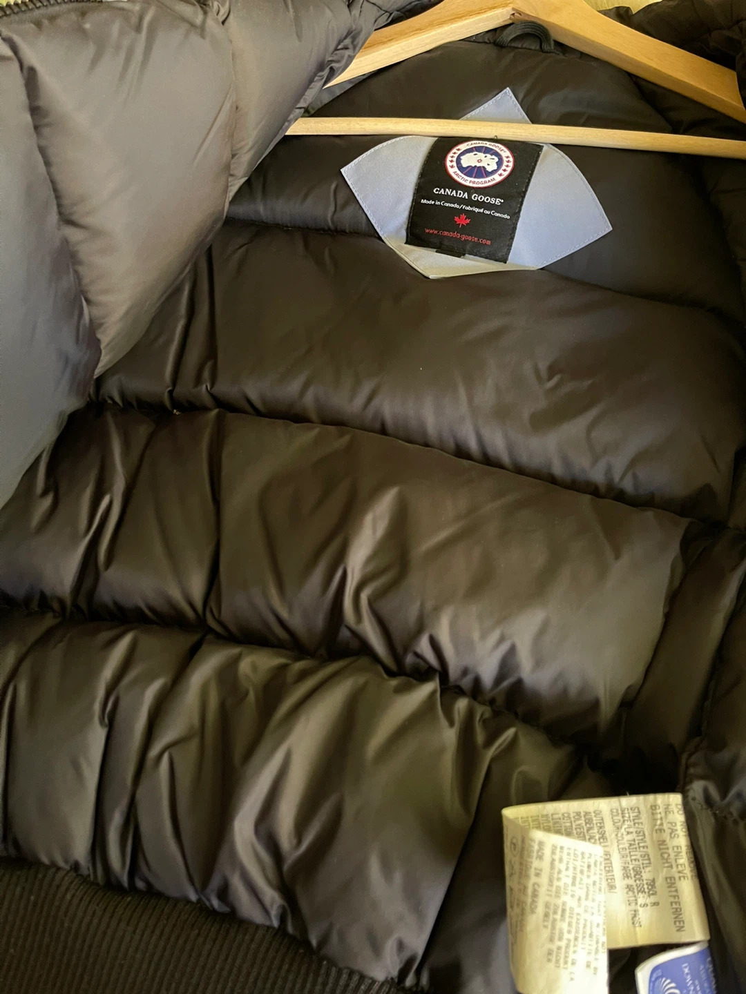 Canada Goose Chilliwack Bomber Jacket - Size S - photo 5