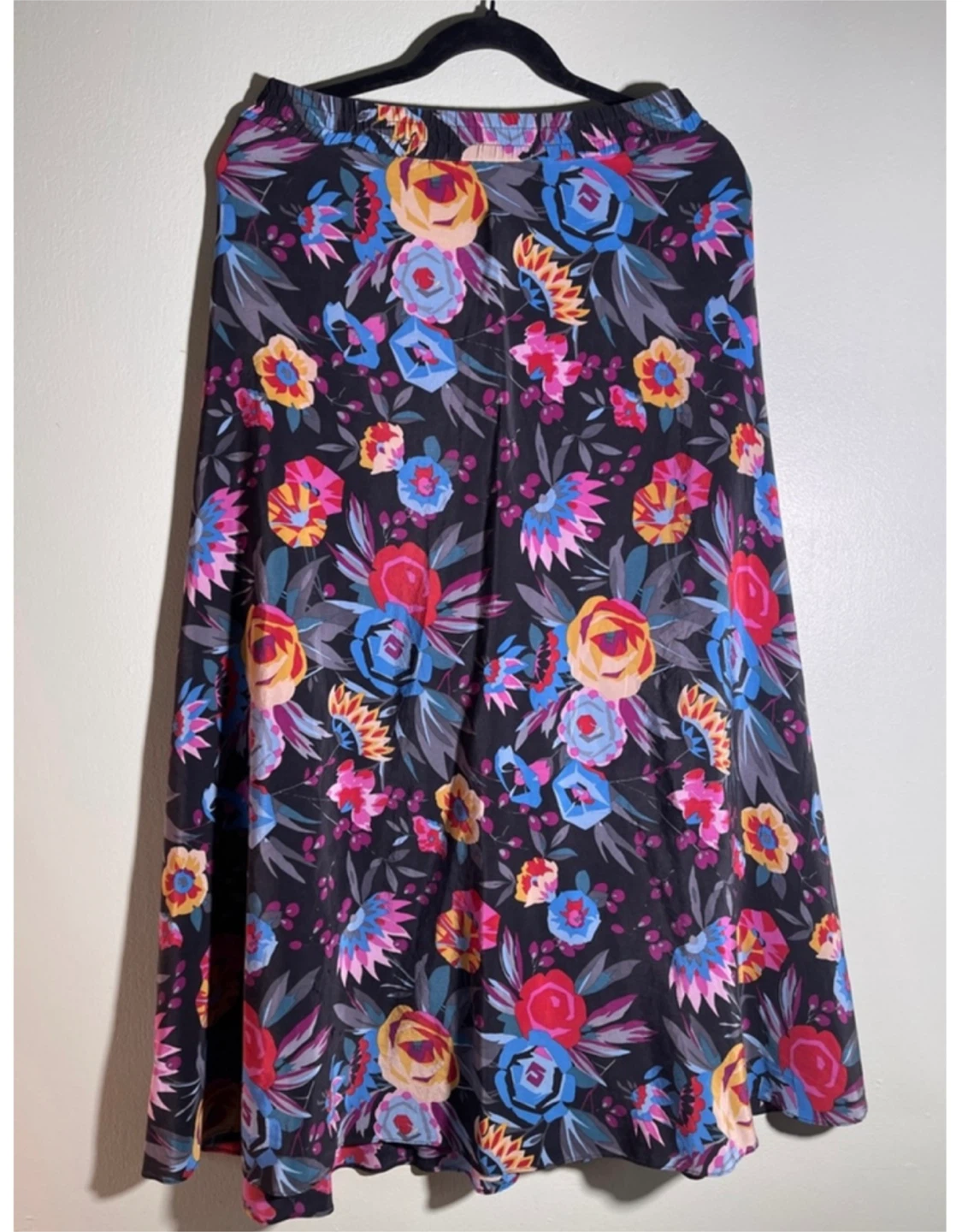 Tucker Floral Print Maxi Skirt - Size M