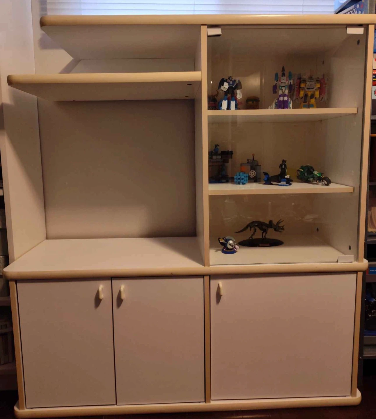 White Entertainment Unit - photo 4