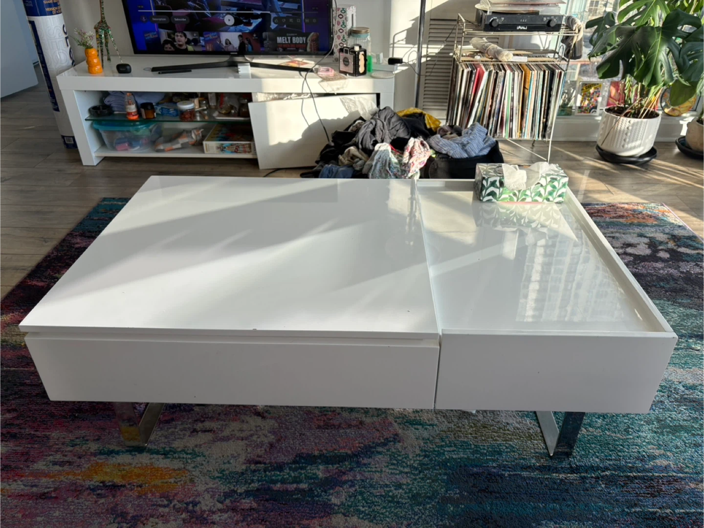 White Lift Top Coffee Table - photo 4