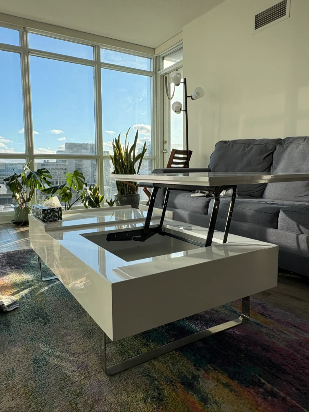 White Lift Top Coffee Table