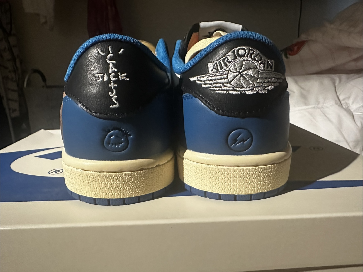 Air Jordan 1  - Size 8 - photo 5