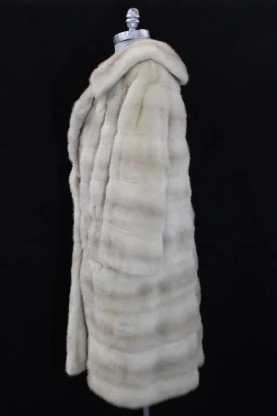 Vintage Mink Fur Coat - photo 4