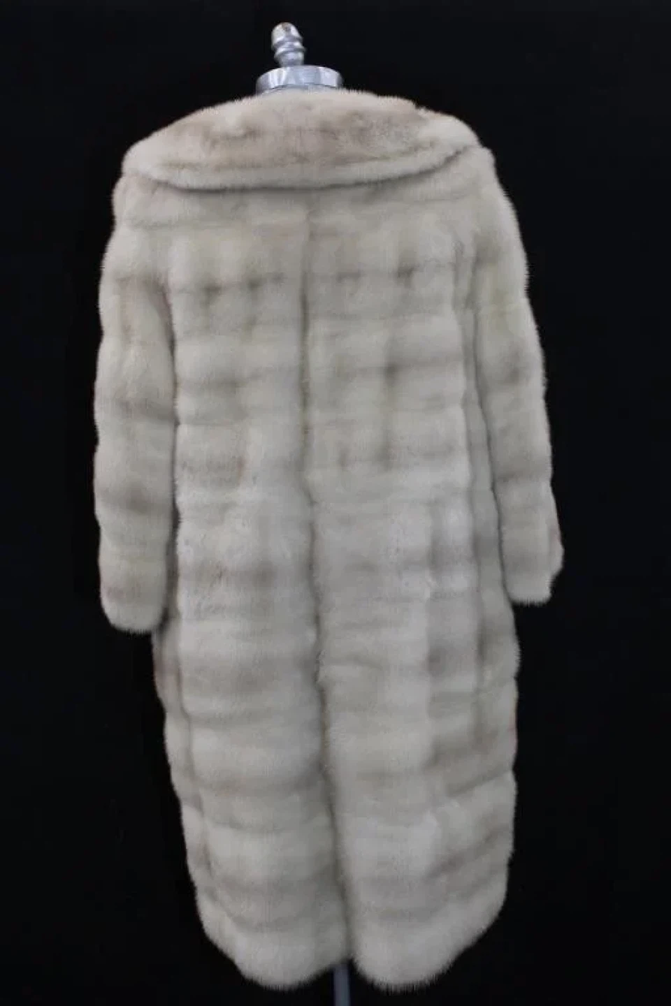 Vintage Mink Fur Coat - photo 3