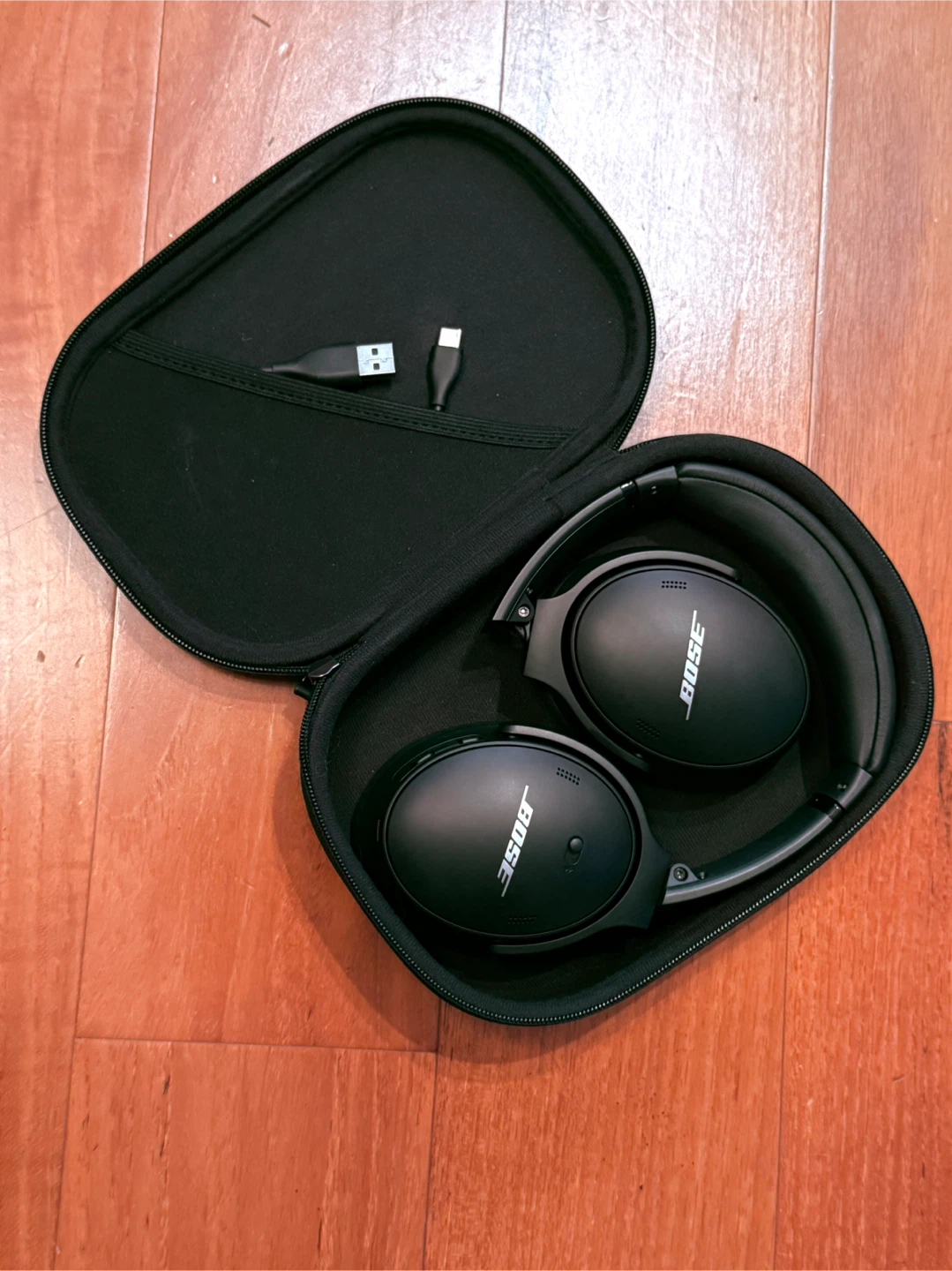 Bose QuietComfort 45 Headphones - Black - photo 5