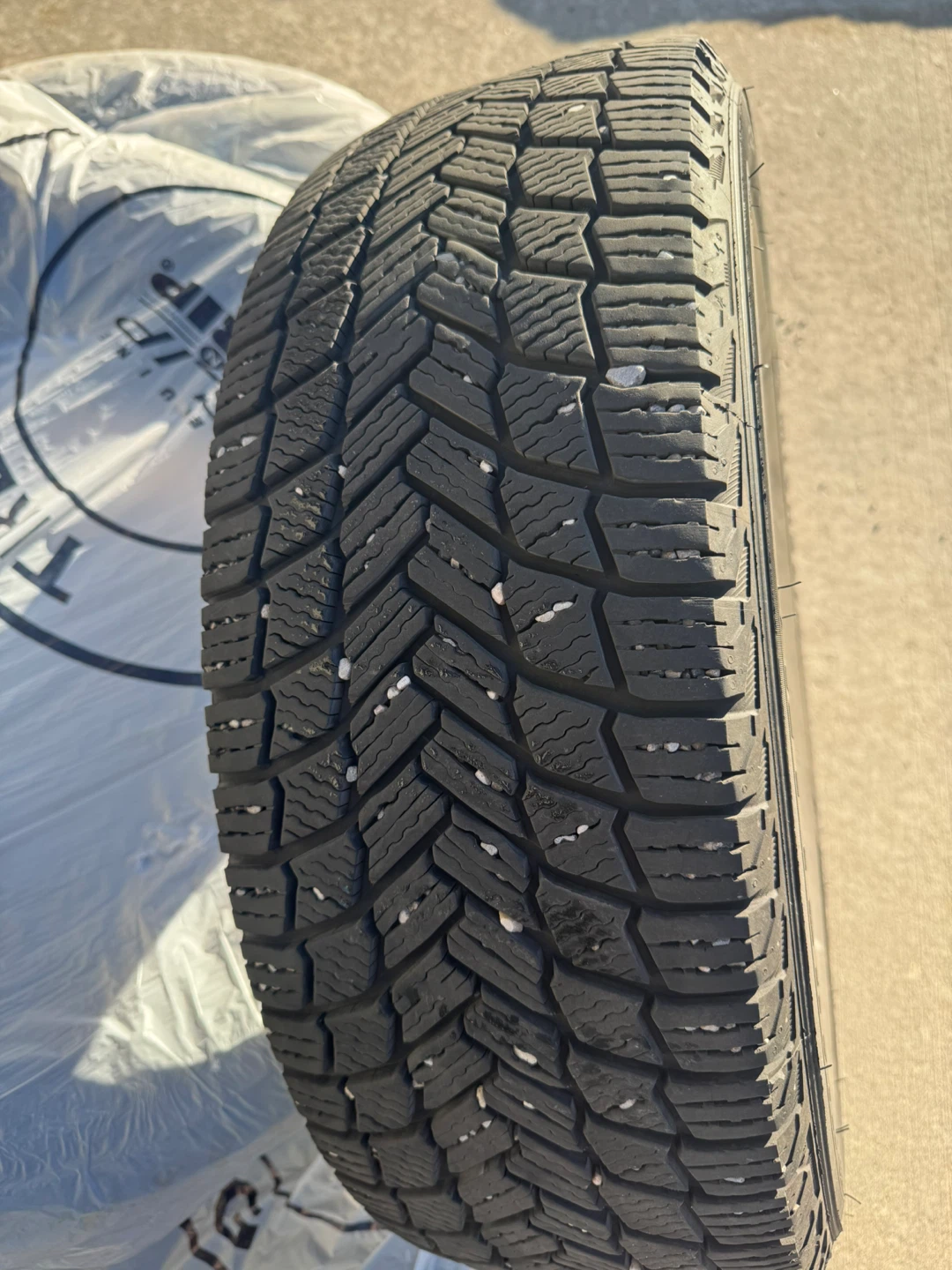 Michelin X-Ice Snow SUV Tires 225/65R17 - photo 4
