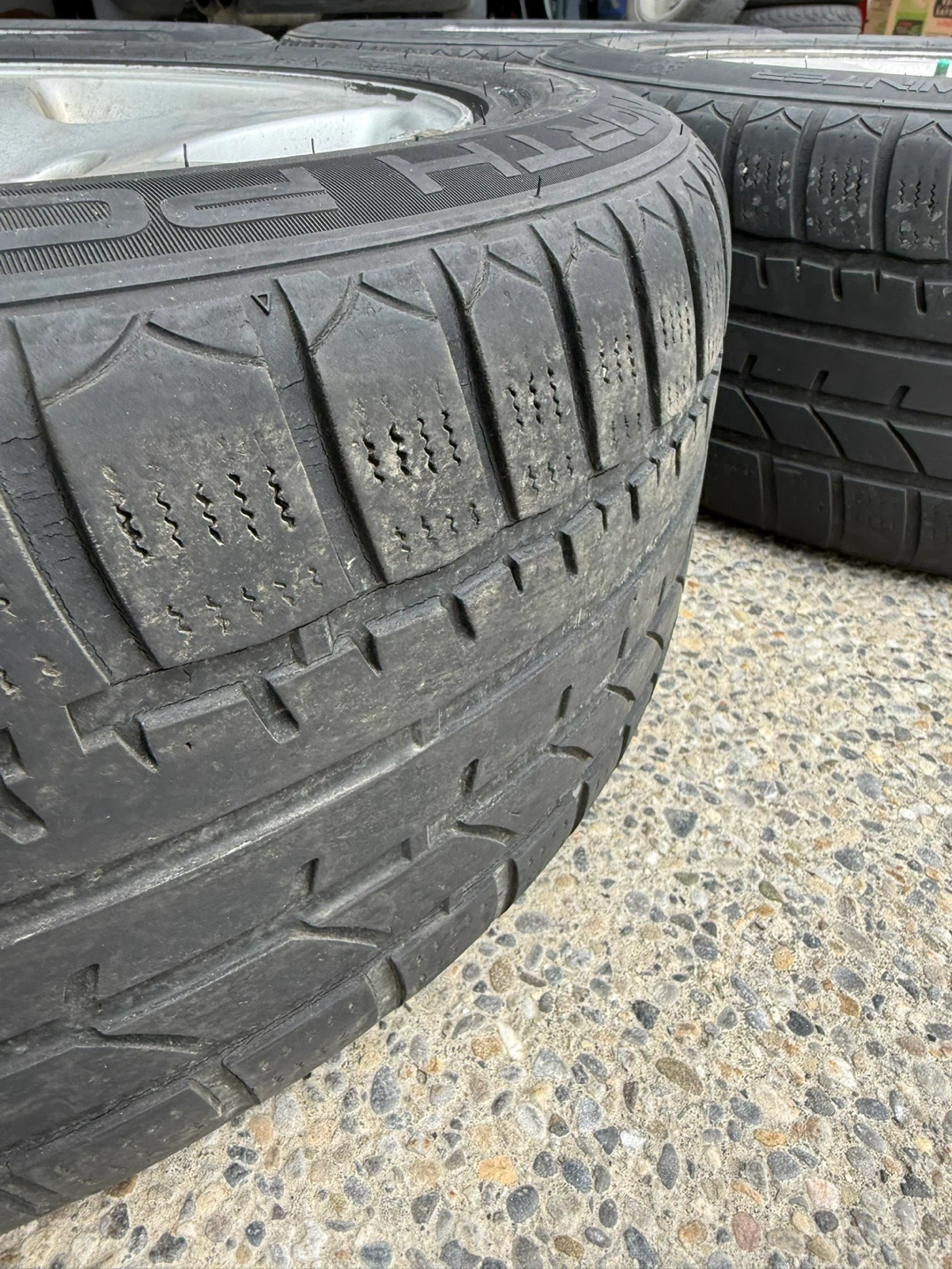 Set of Winter Tires 215/55R16 - photo 2