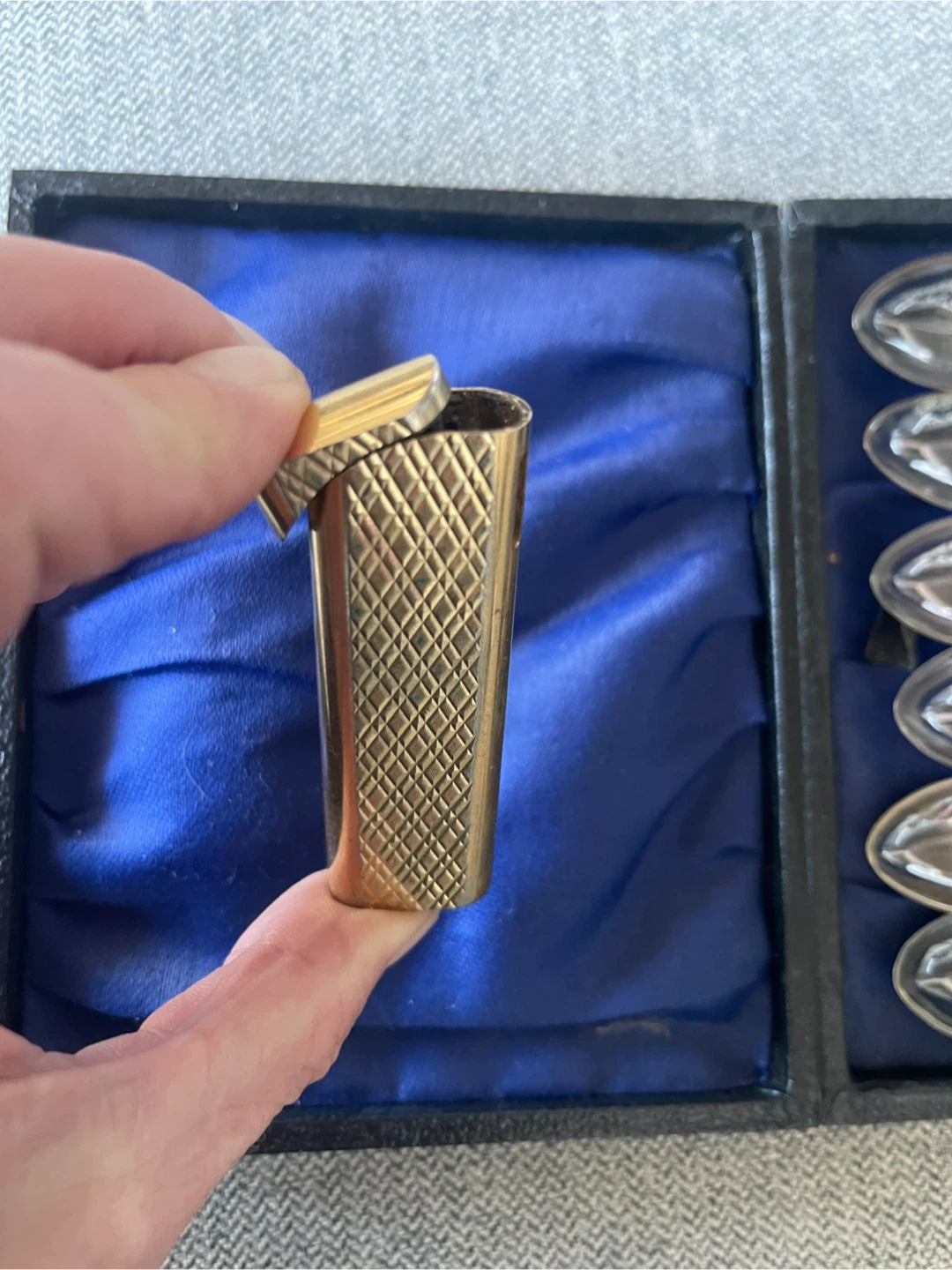 Vintage Colibri Gold-Tone Butane Lighter – Electric Start. WORKS - photo 3