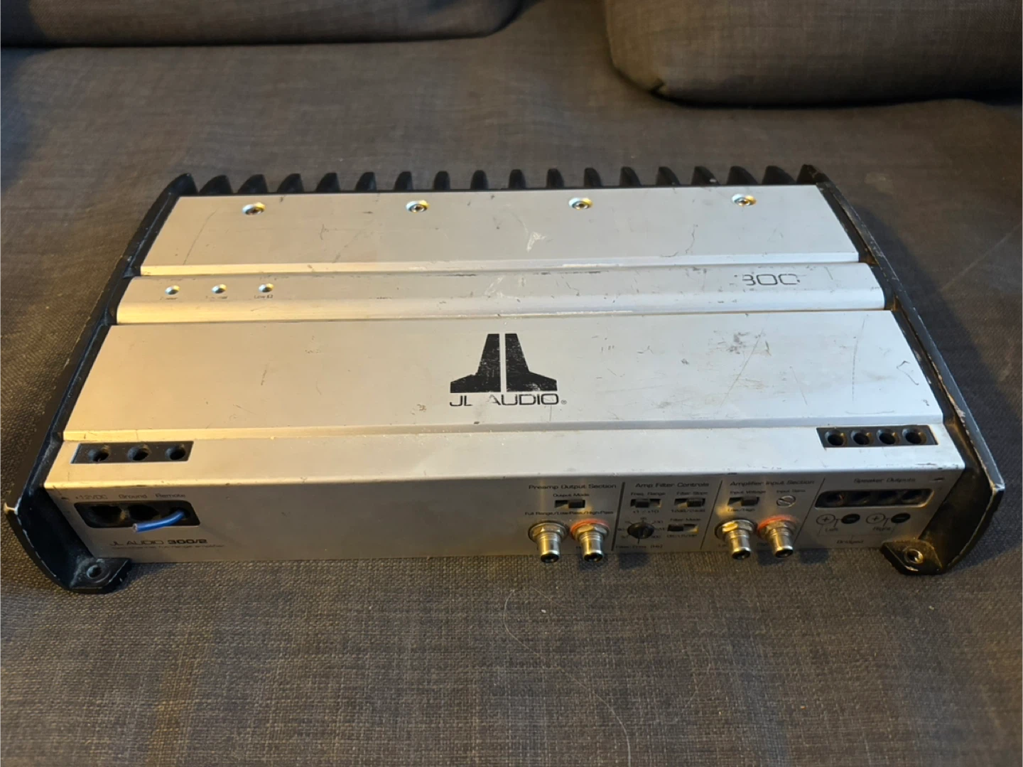 JL Audio 300/2 Amplifier