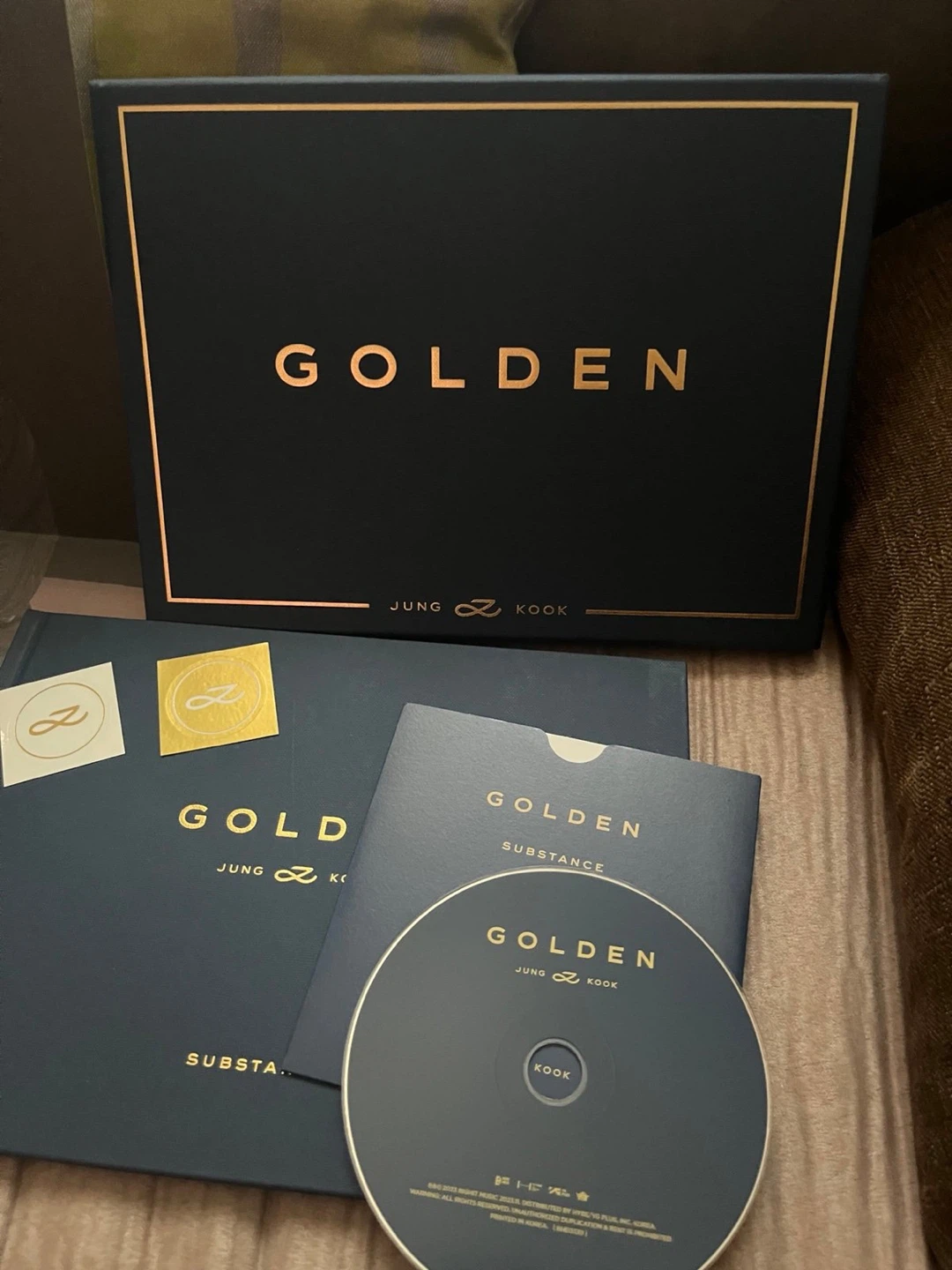 Jungkook GOLDEN Album - photo 2