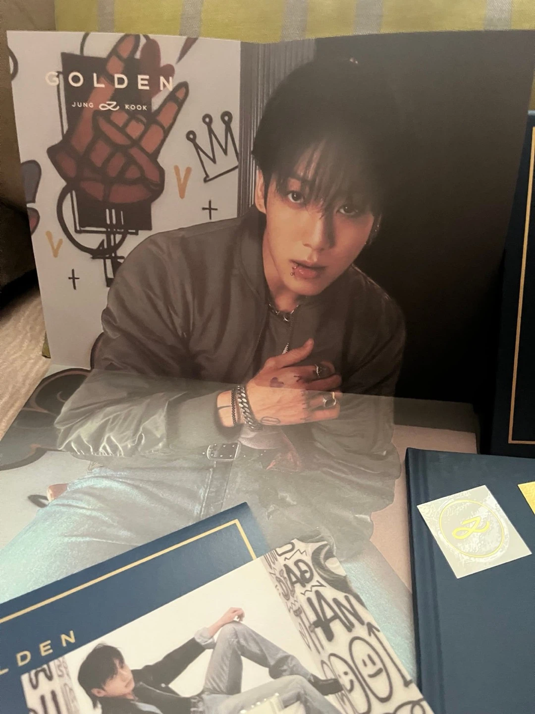 Jungkook GOLDEN Album - photo 3