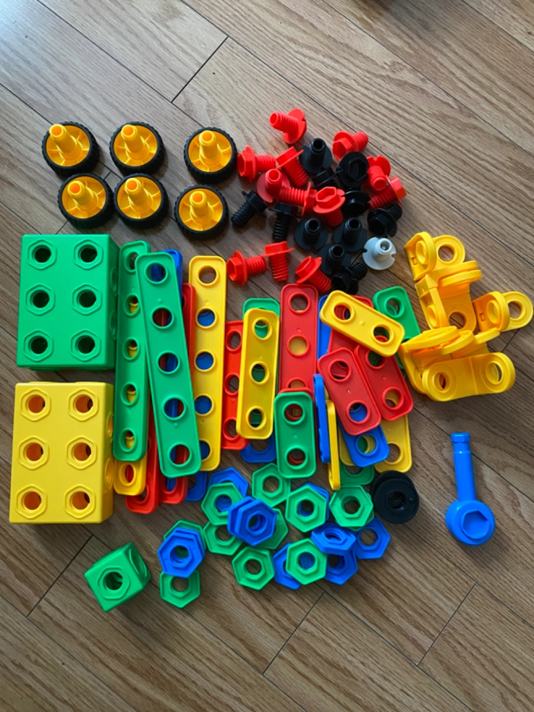 100 pcs Playbees Construction Toy Set Building Blocks