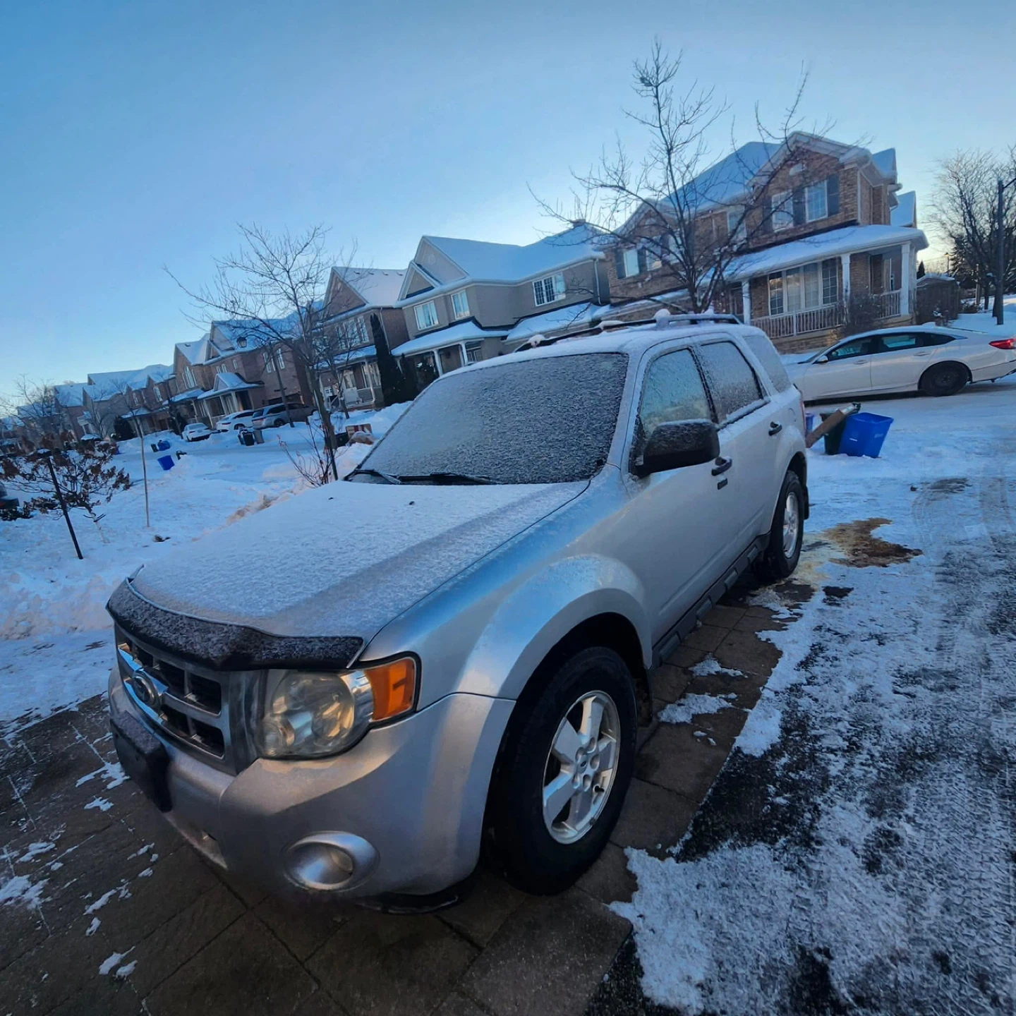 Silver Ford Escape SUV - photo 3