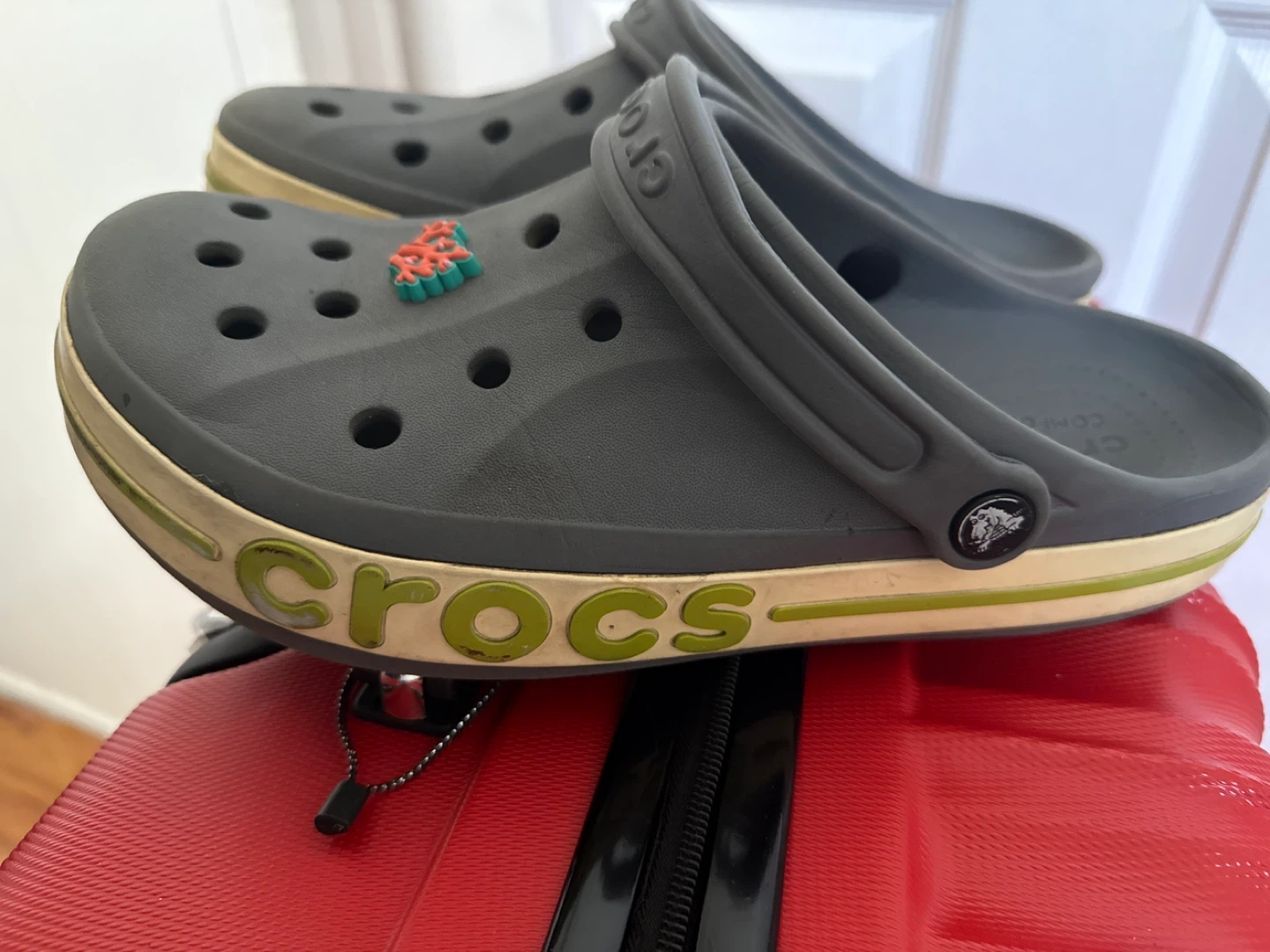 Size 9-11Crocs Slate Gray Clogs - photo 3