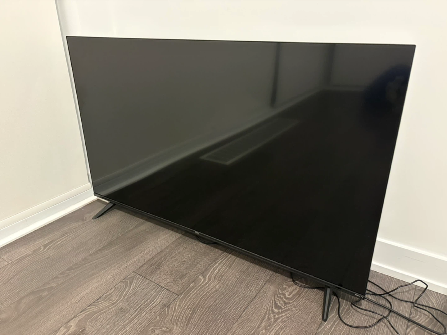 50“ TCL Roku TV - photo 2