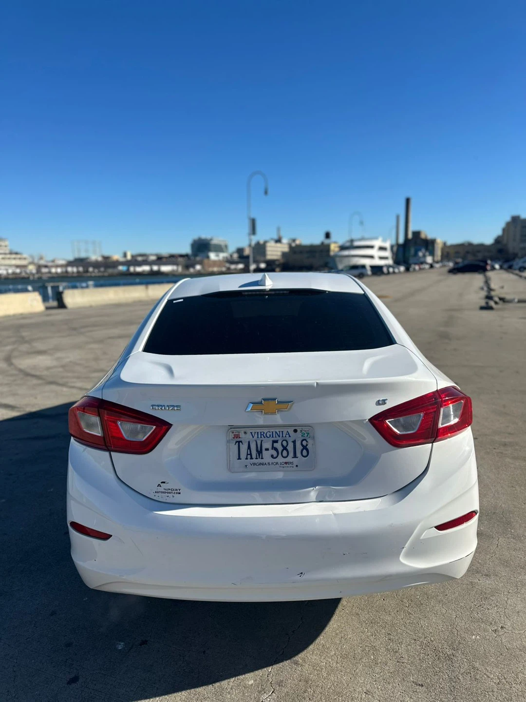 White Chevrolet Cruze Sedan - photo 5