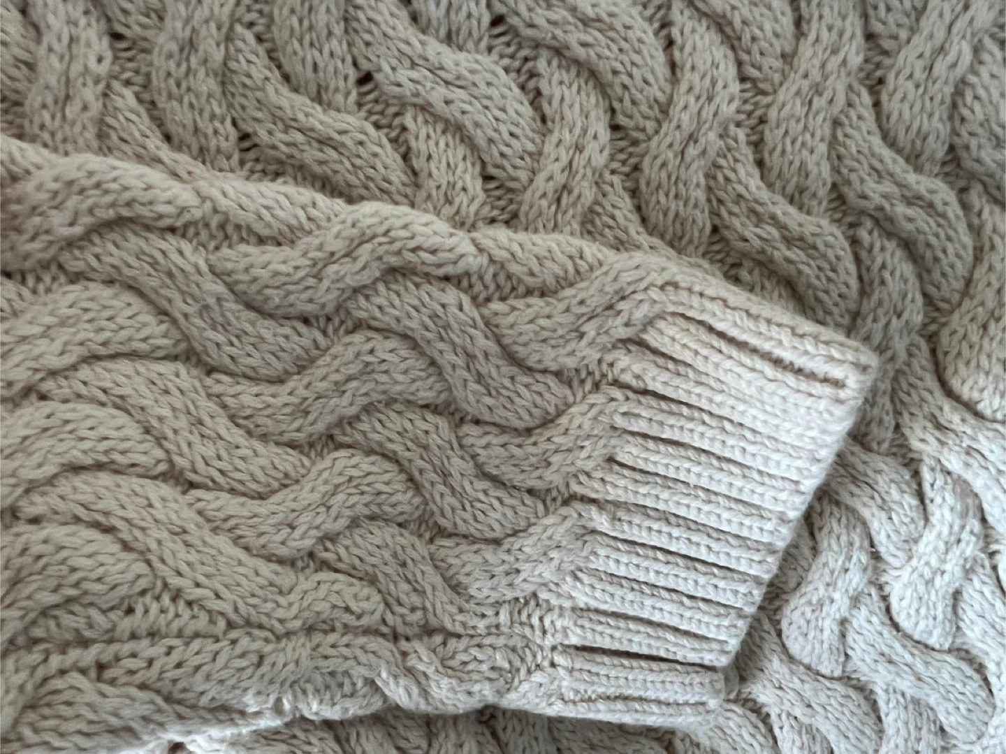 Hand made-Cable Knit Cream Sweater - photo 5