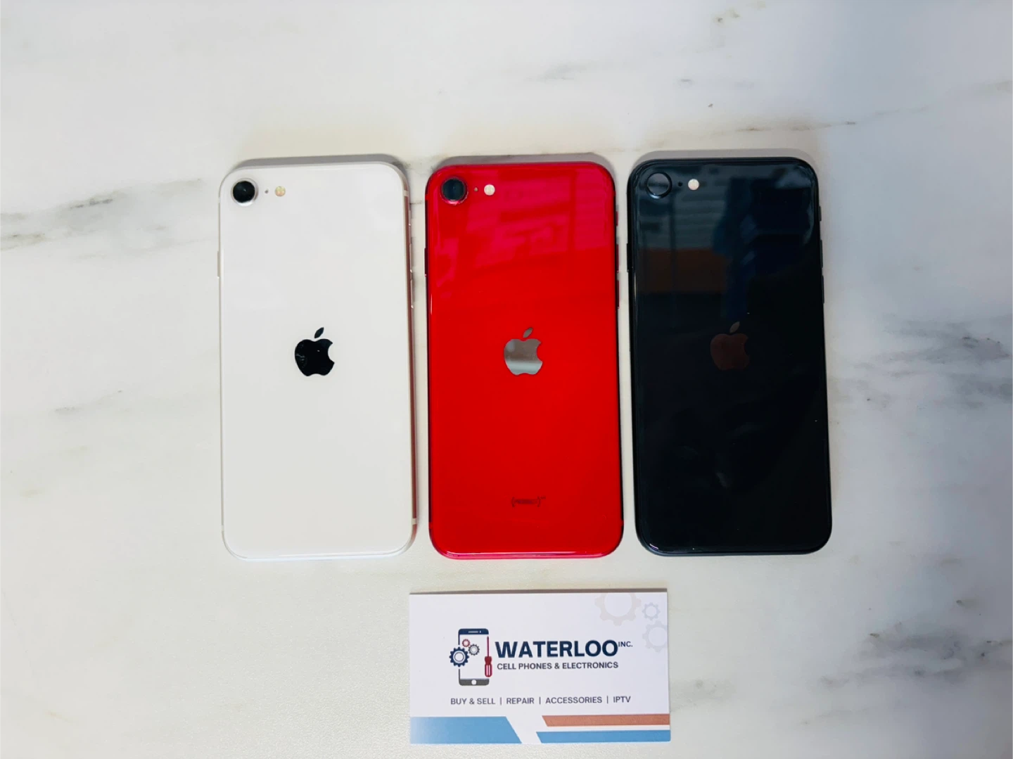 iPhone SE 2nd Gen 64gb ($200 Each)(Store Warranty)