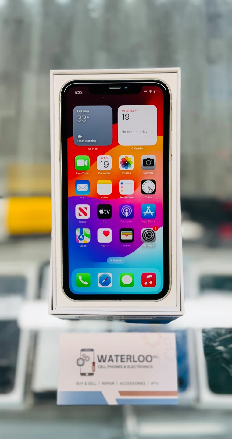 iPhone 11 64gb (Store Warranty) - photo 2