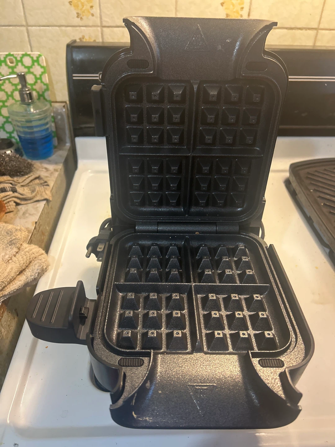 Ninja Waffle Maker - photo 3