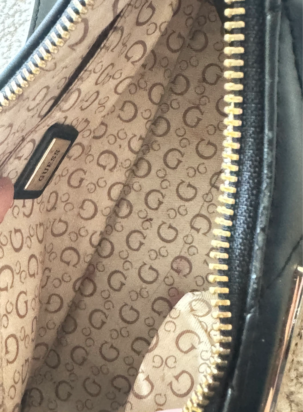 Guess Black Quilted Shoulder Bag - photo 2