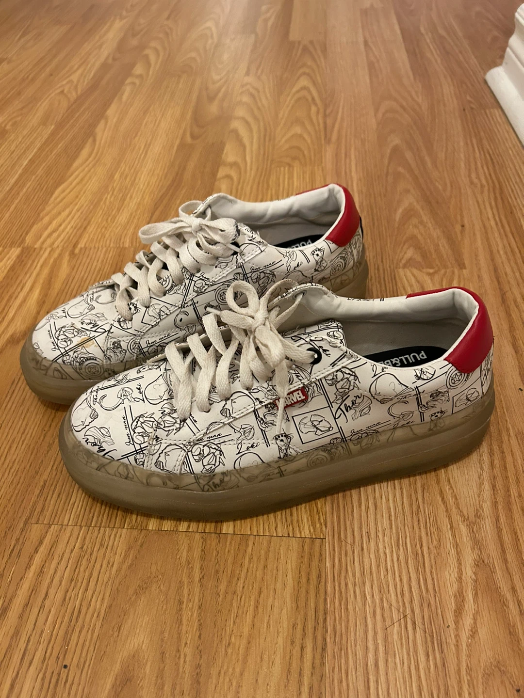 Pull&Bear Marvel Sneakers - Size 9 - photo 3