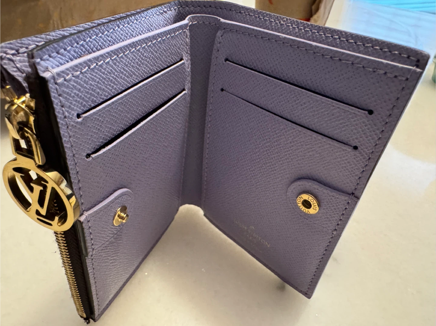 Louis Vuitton Lisa Wallet - Misty Lilac - photo 5
