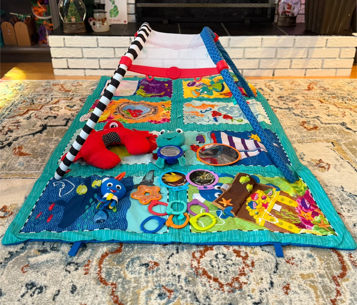 Baby Einstein Activity/ Tummy time mat