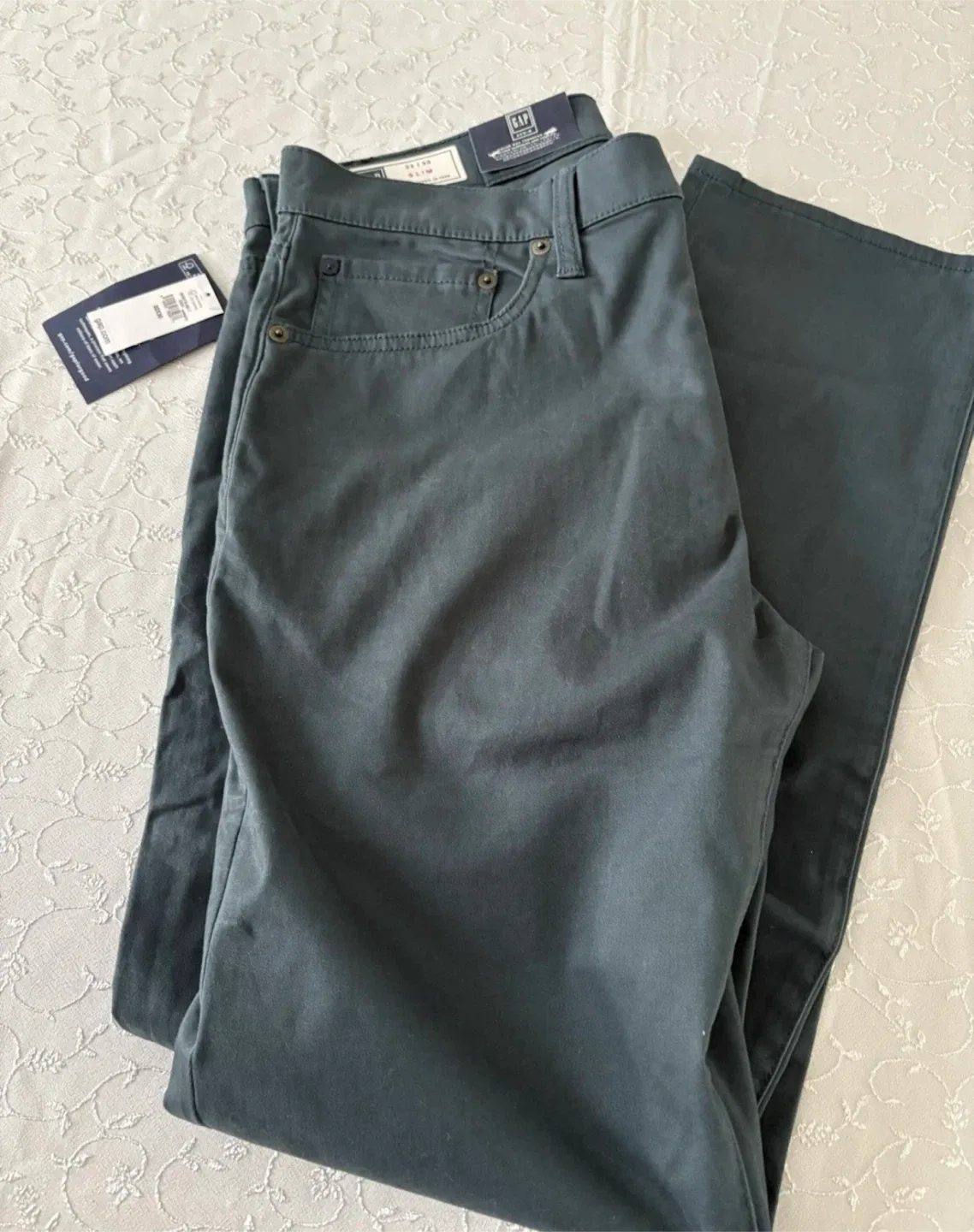New GAP Denim Slim Fit Pants