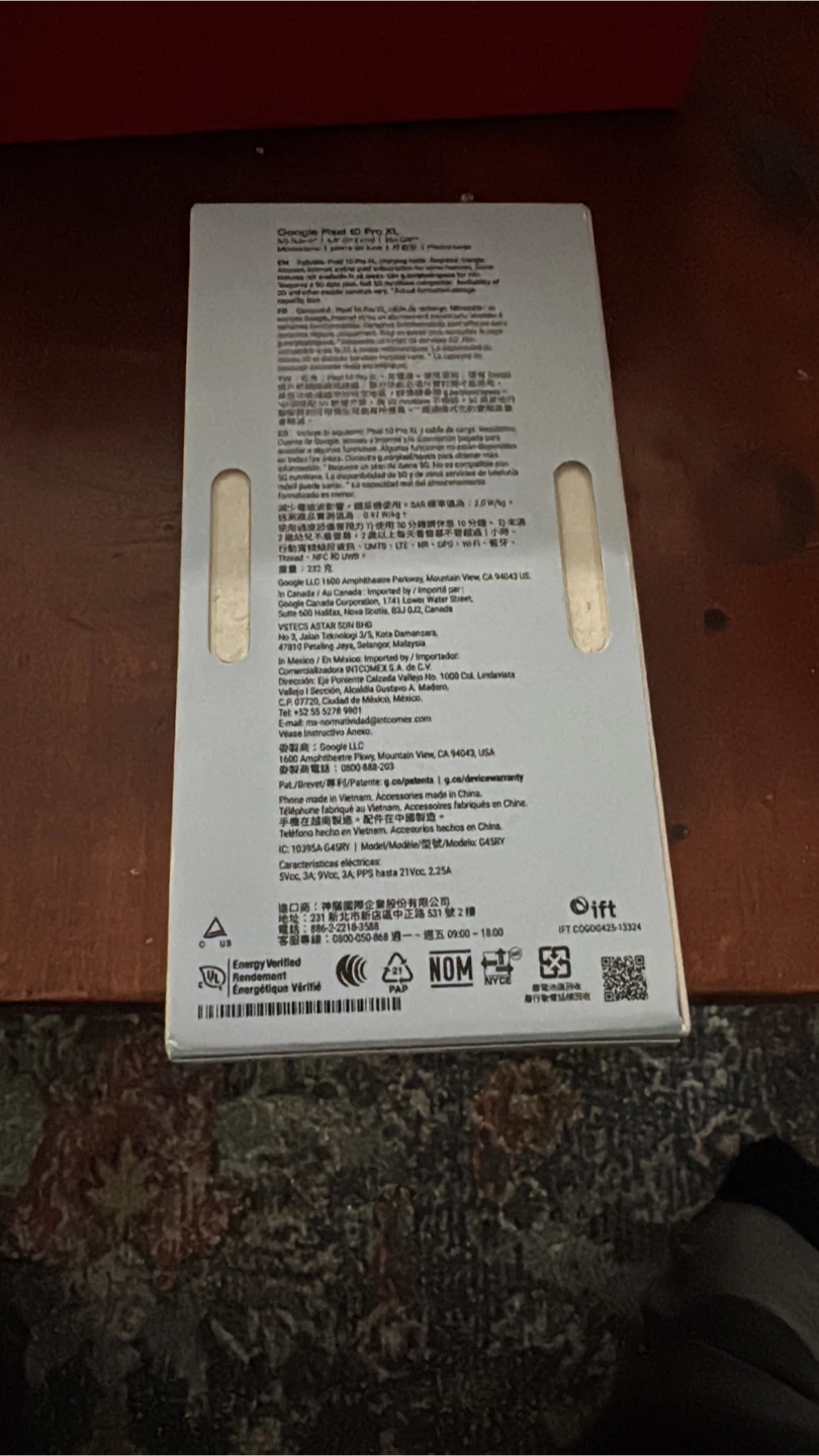 Google Pixel 10 Pro XL - photo 3