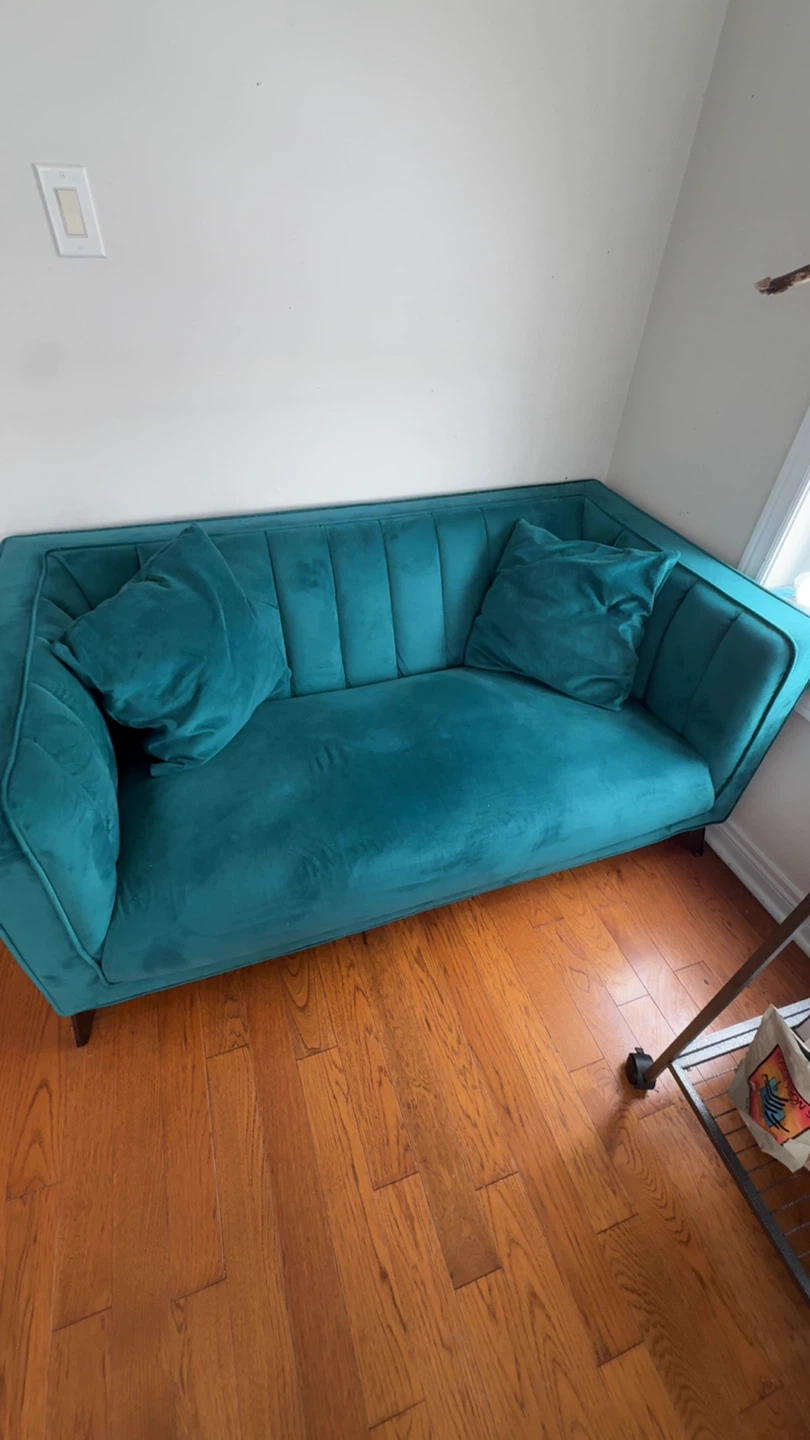 Teal Velvet Loveseat - photo 2