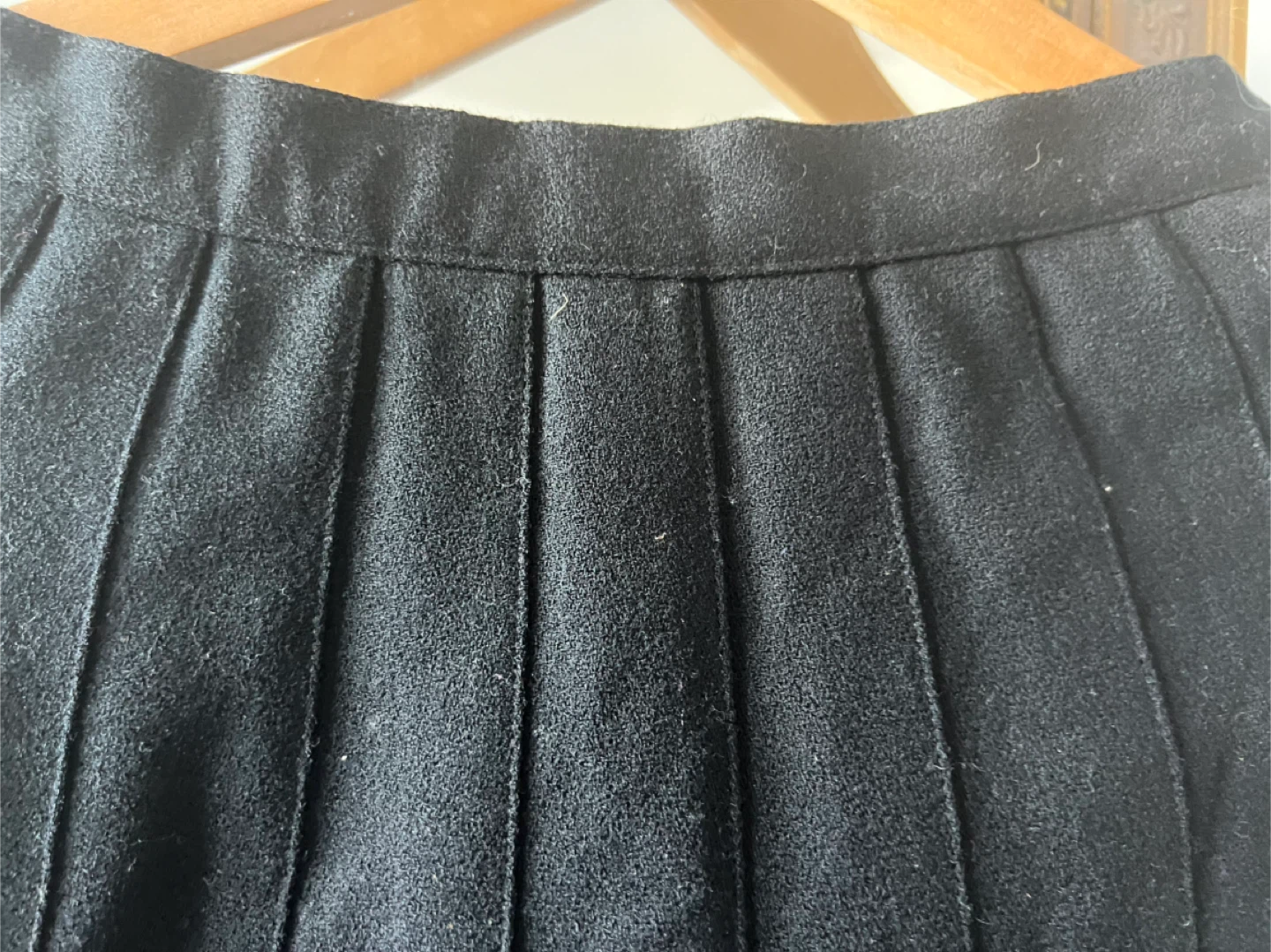 Black Pleated Skirt - Size 6